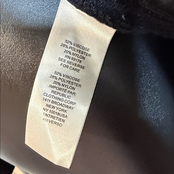 Sweater - Picture 6 of 9